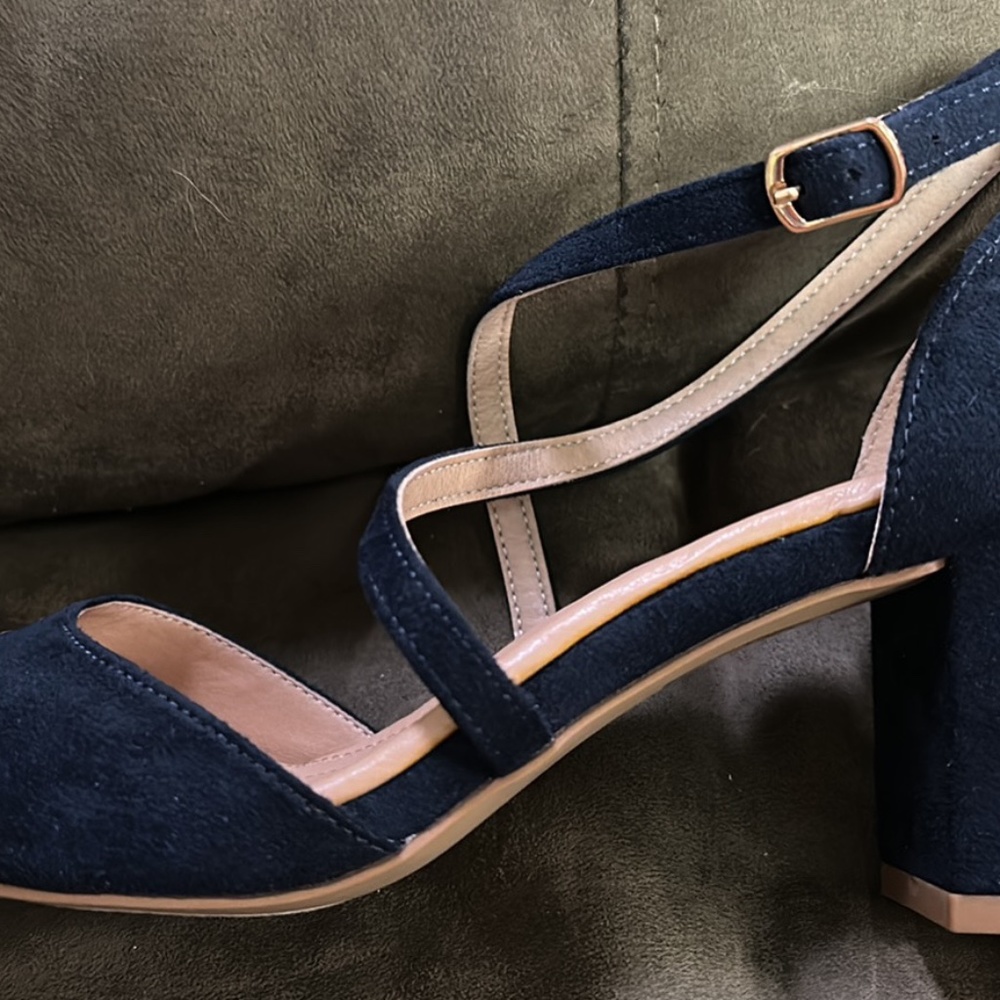 New navy suede straps heel